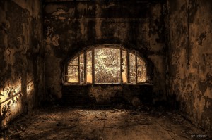 175934_294038290701436_1879959104_o